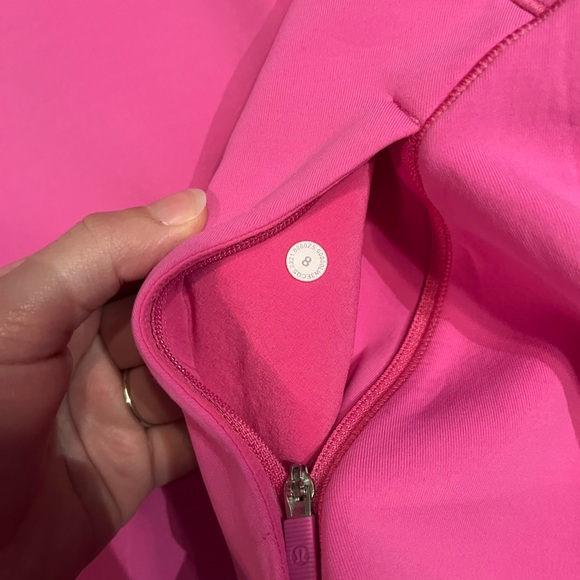 Lululemon AirWrap Pullover Hoodie in Sonic Pink Size 8 - Picture 8 of 8